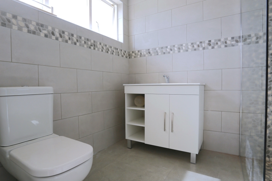 To Let 3 Bedroom Property for Rent in Fish Hoek Western Cape